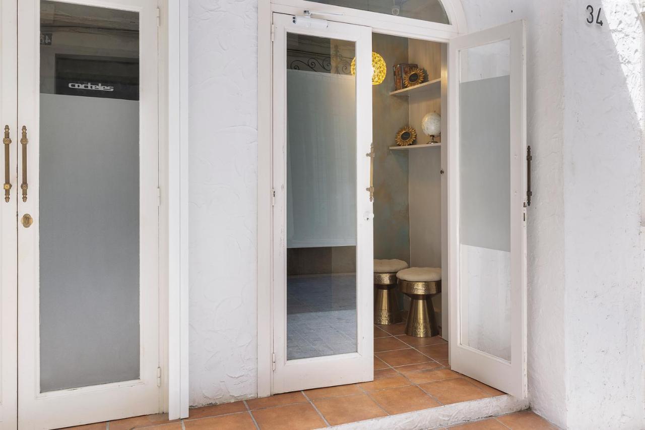 Sitgesnextdoor Bed and Breakfast Esterno foto