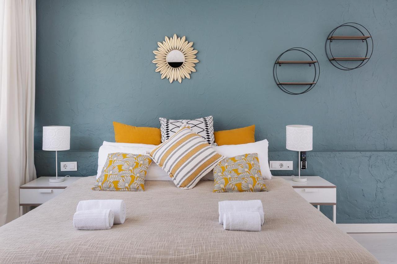 Sitgesnextdoor Bed and Breakfast Esterno foto